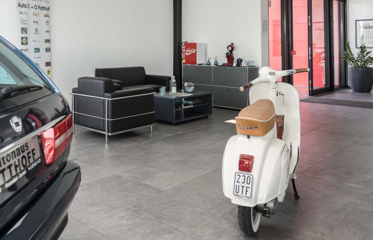 Außenansicht Autohaus Oliver Potthoff